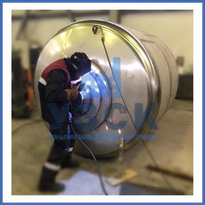 Купить баки и ёмкости из нержавеющей стали от завода УЗСК в Новочеркасске